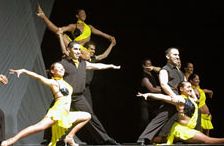 Adrián Laino/Coreógrafo/Bailarín/Docente.